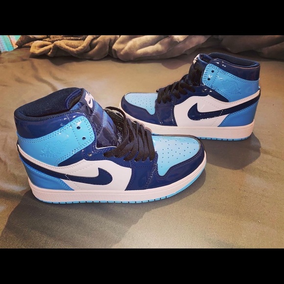 Air jordan retro 1 “blue chill”🤤 - Picture 2 of 8